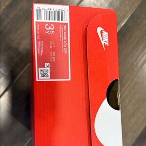 Nike Dunk Low Youth Red Box